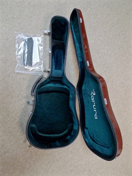 Karura Dreadnought Guitar Carbon Fiber Flight Case Cocoa Brown/Royal