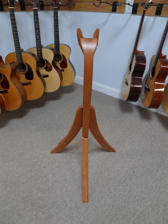 Solid Ground Stands Guitar Stand in Cherry Dream Guitars