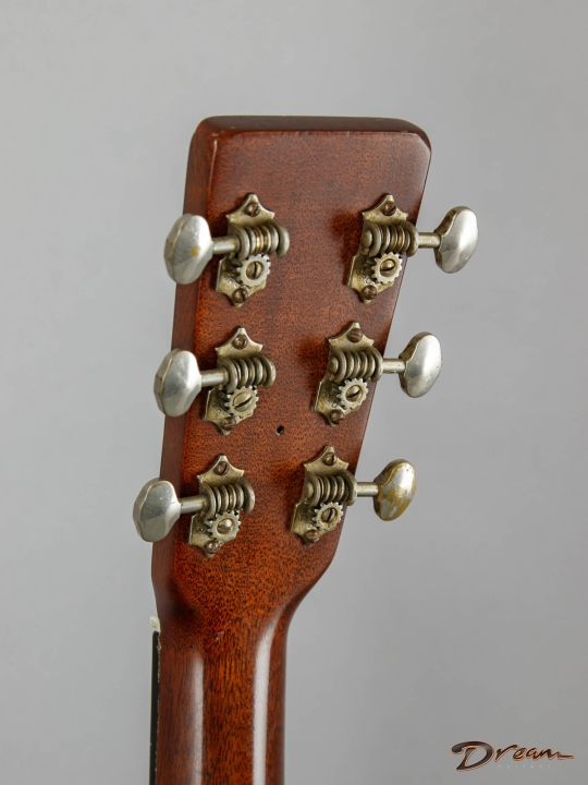 1939 Martin D-18, Mahogany/Adirondack Spruce - Dream Guitars